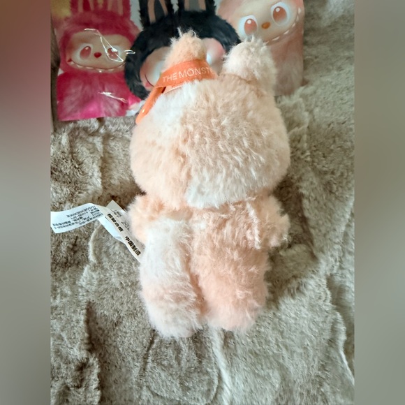 Labubu Big Into Energy :Happiness AUTHENTIC w/ QR Code - Picture 4 of 7